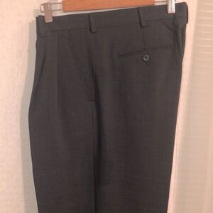 CINTAS Men’s 36 x 30 Gray Dress Pants